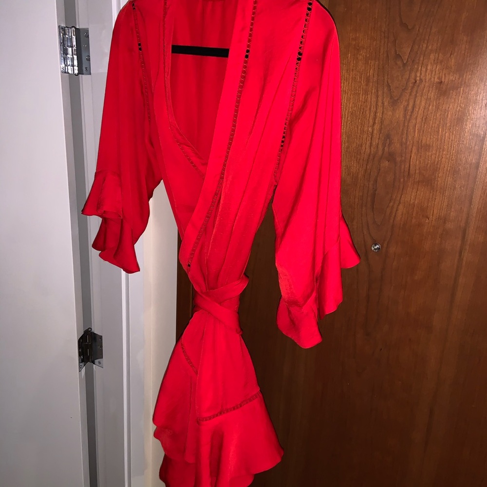 Red dress - Picture 2 of 6